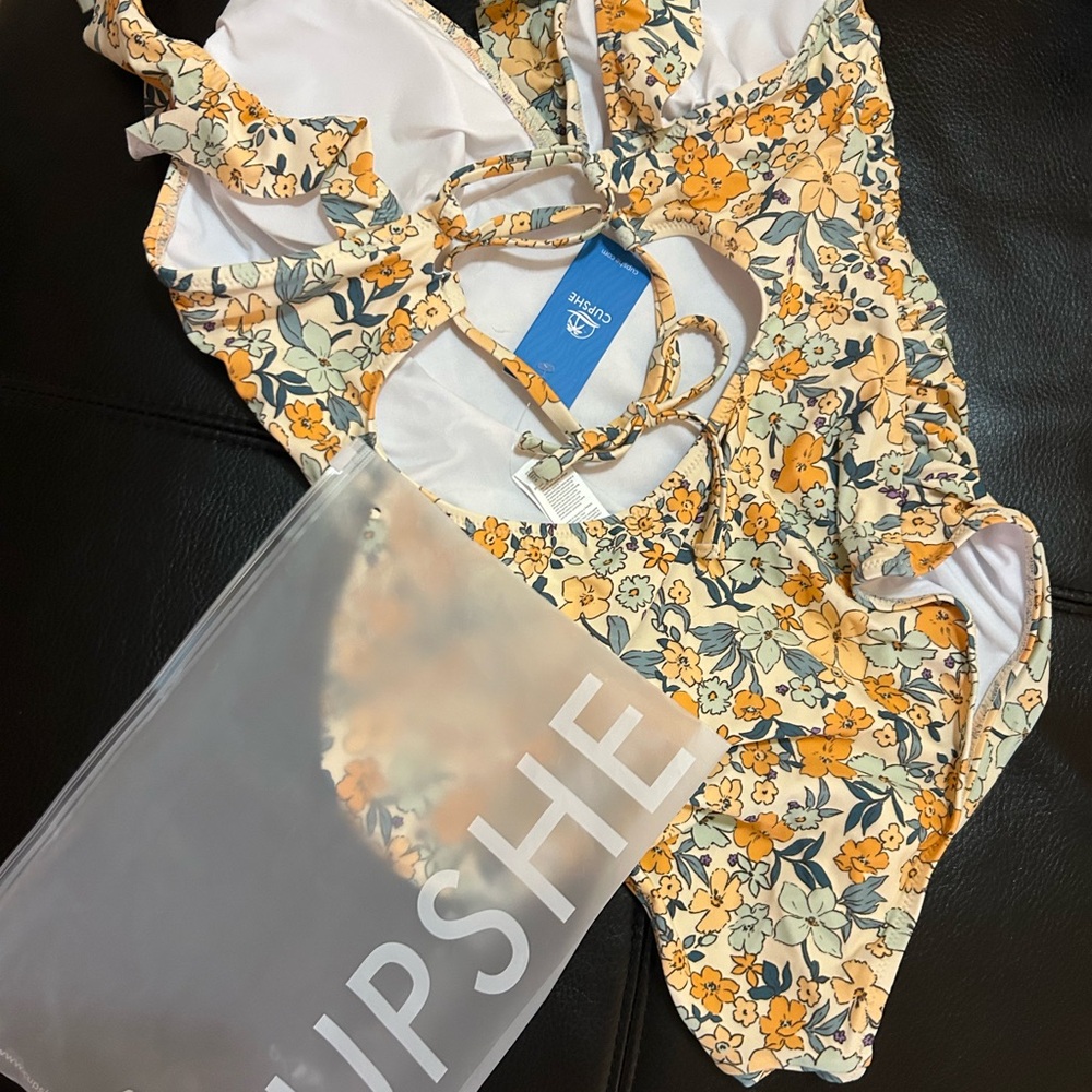 Cupshe Yellow and Cream Floral One-Piece